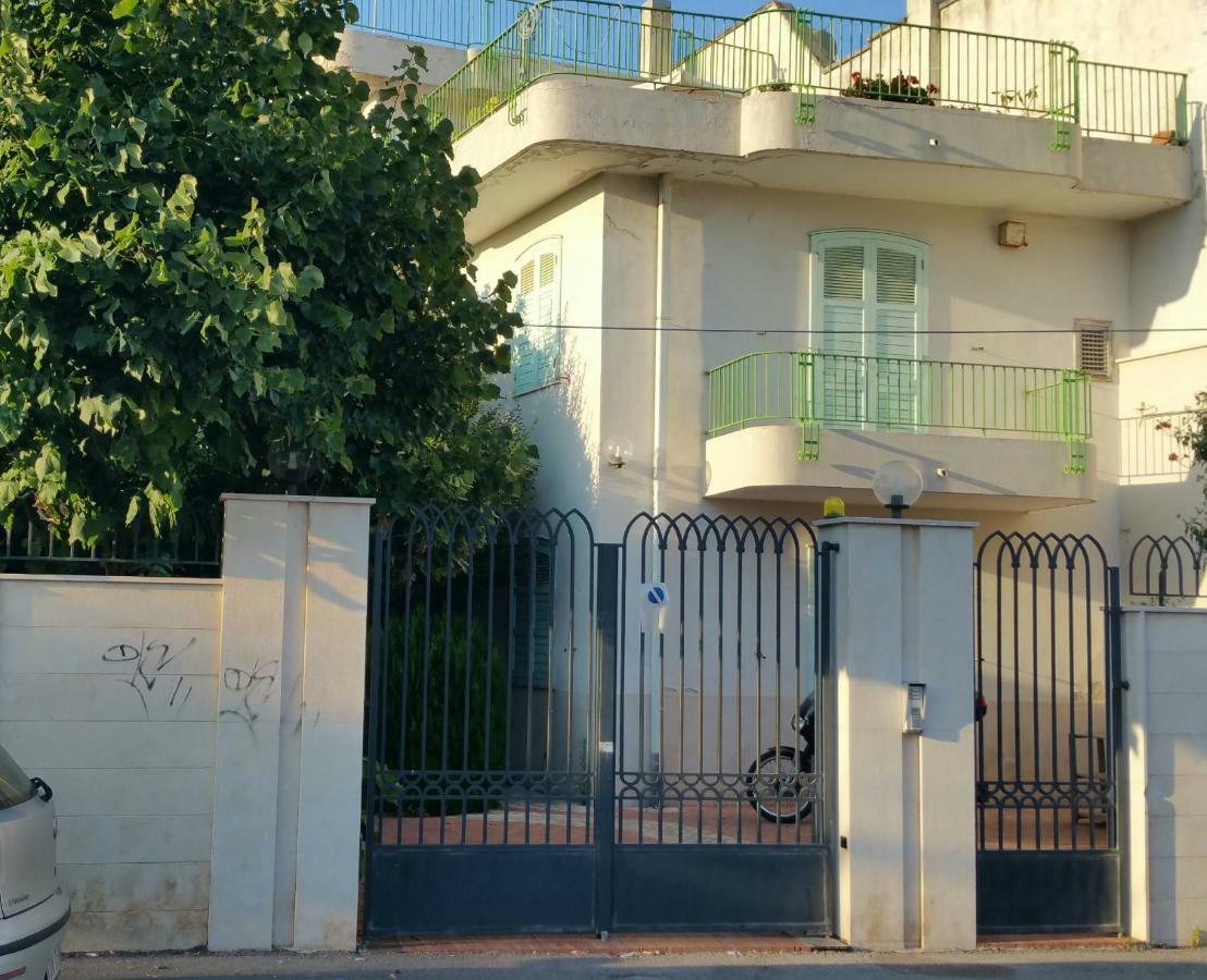 Villa Parisi Bari Eksteriør bilde