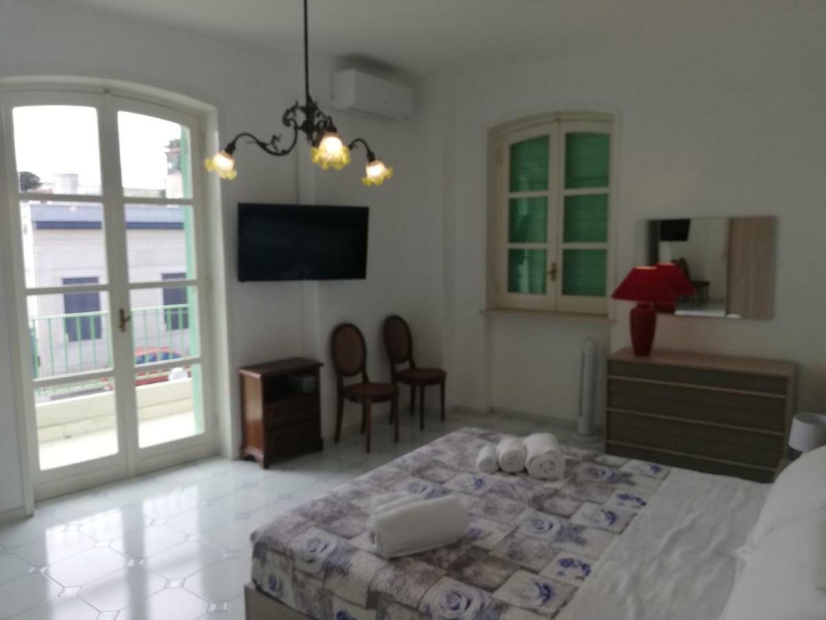 Villa Parisi Bari Eksteriør bilde